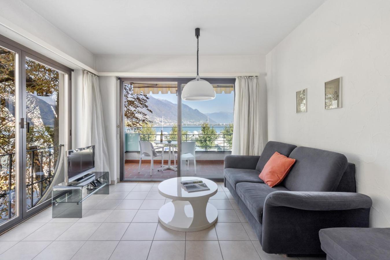 Aparthotel Al Lago Locarno Exteriör bild