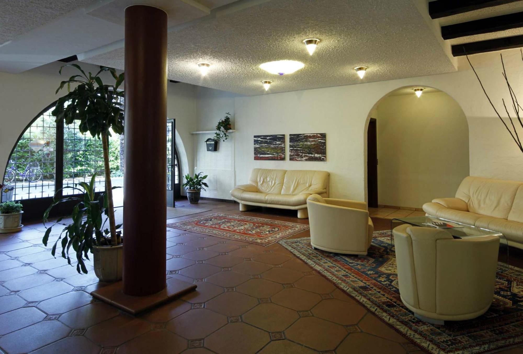 Aparthotel Al Lago Locarno Exteriör bild