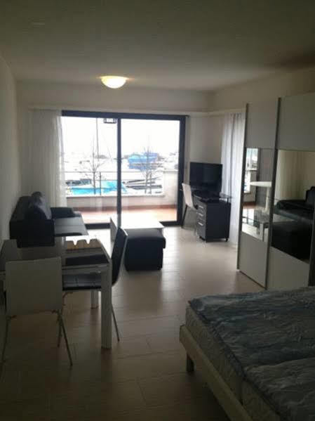 Aparthotel Al Lago Locarno Exteriör bild