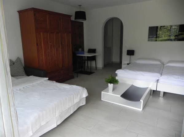 Aparthotel Al Lago Locarno Exteriör bild