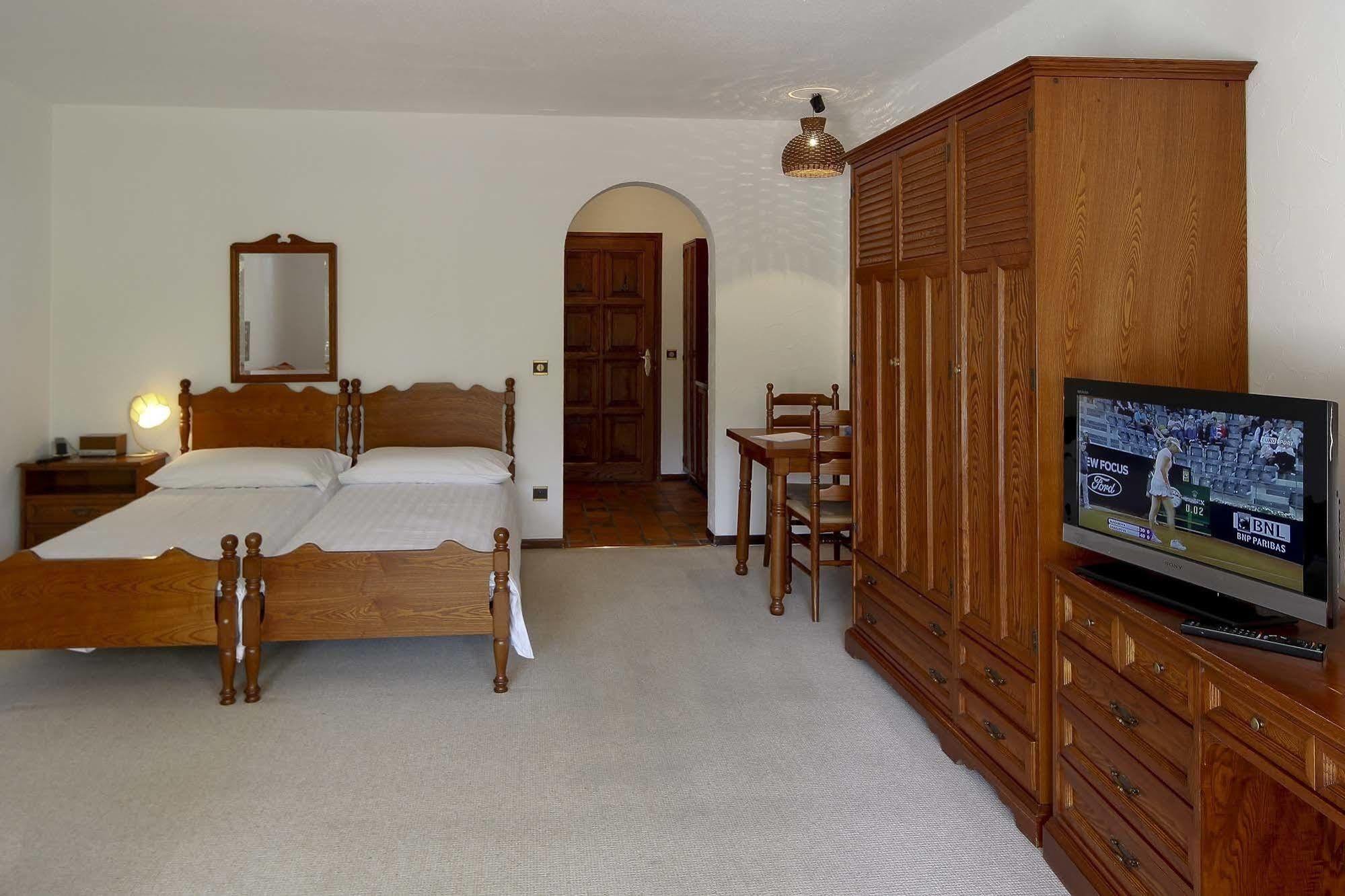 Aparthotel Al Lago Locarno Exteriör bild