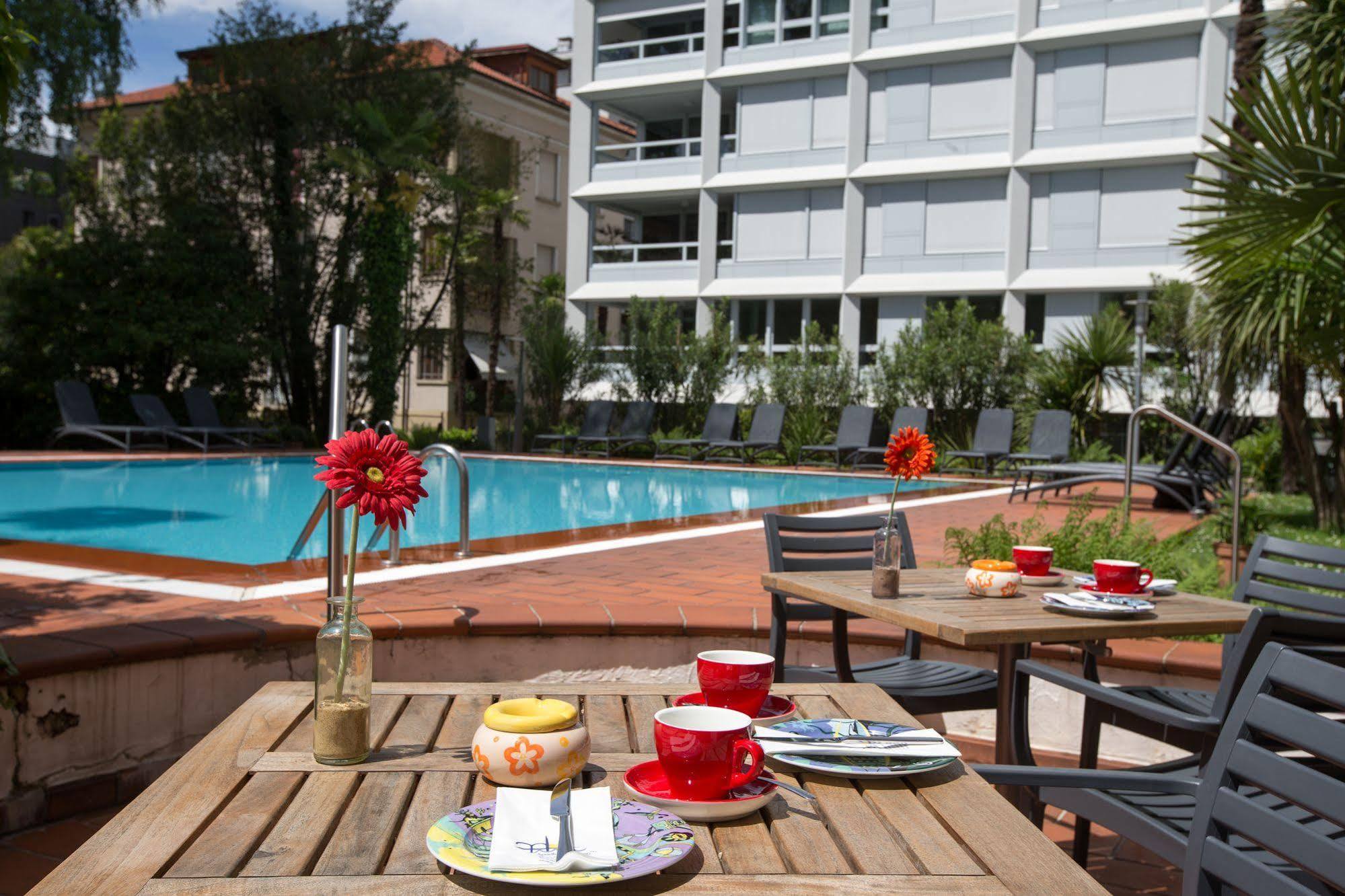 Aparthotel Al Lago Locarno Exteriör bild